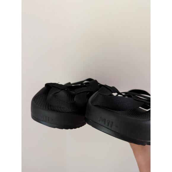 Sandals_&_Flip_Flops